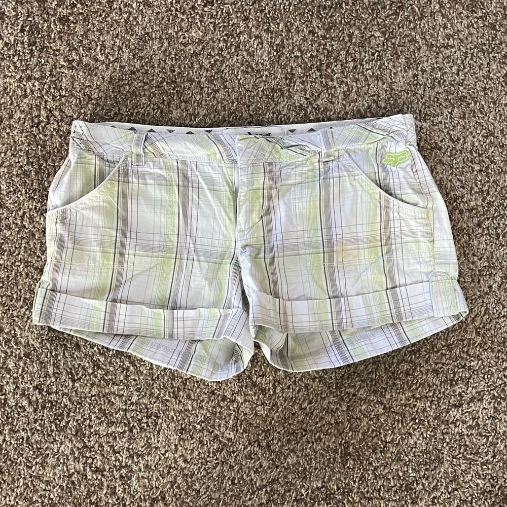 Fox lime, white, grey shorts size 5